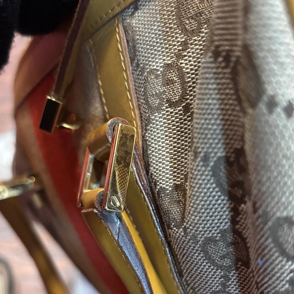 Gucci Beige and Red Stripe Satchel with Yellow Accents - Picture 10 of 14